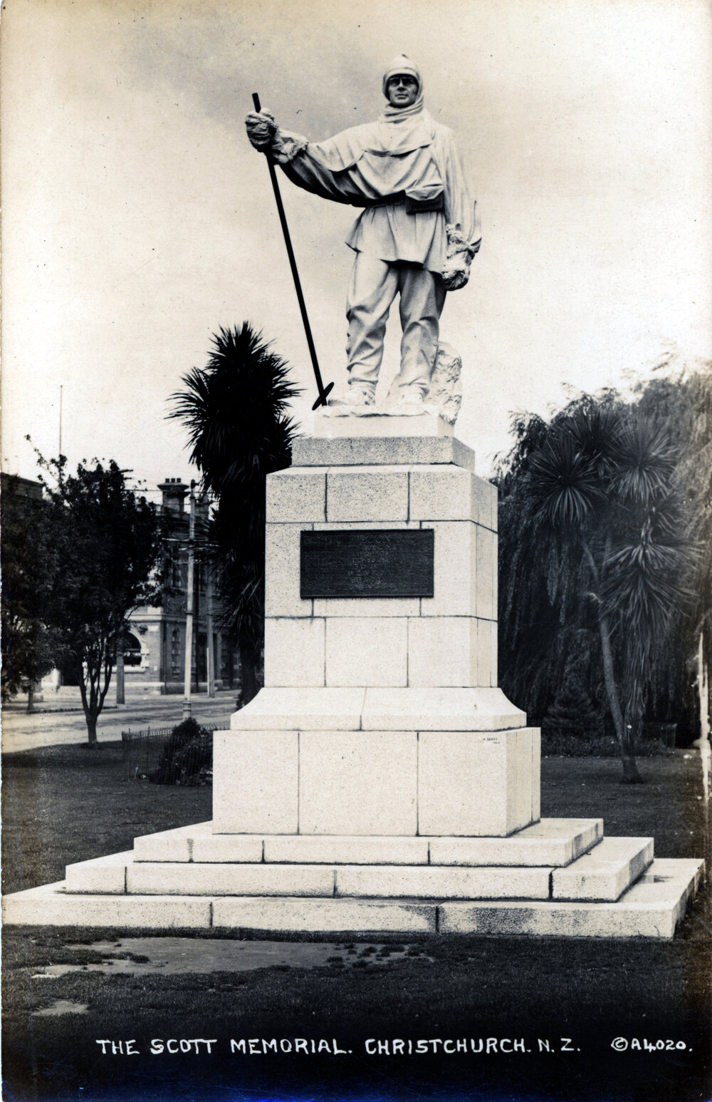 New Zealand Postcard - Scott Memorial