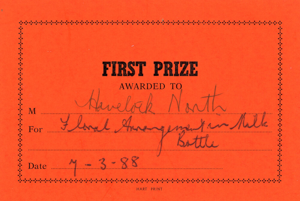 WDFF Certificate: Floral Arrangement in Milk Bottle
