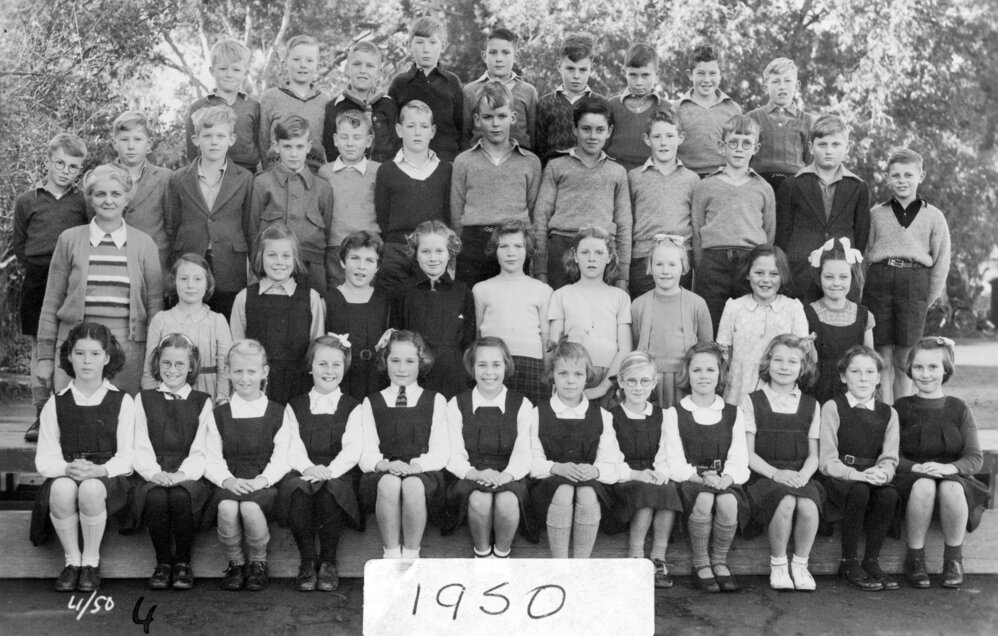Havelock North Primary School Class 1950