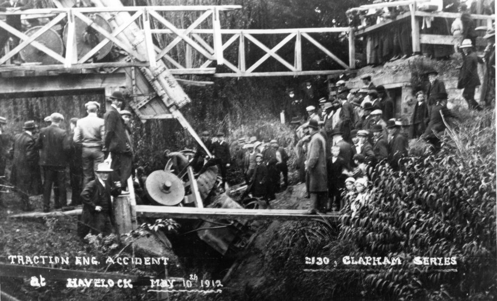Traction Engine Accident at Havelock Bridge