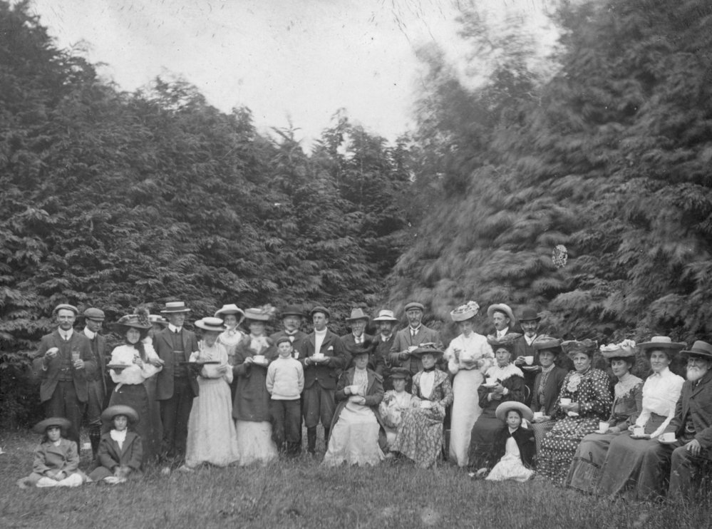 Group Portrait at Porirua Picnic, 1906