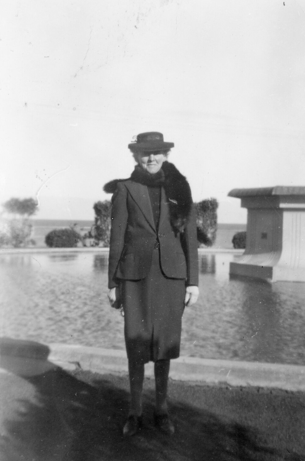 Mrs Wellwood at Tom Parker Fountain, Marine Parade