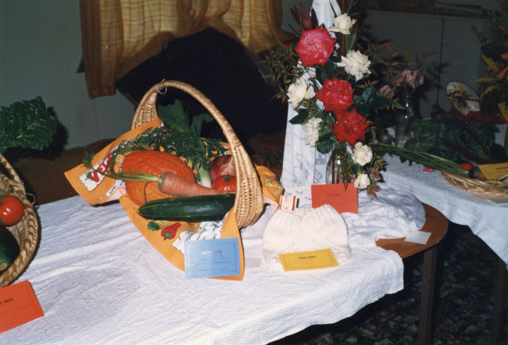 WDFF Floral Arrangements and Vegetable Baskets