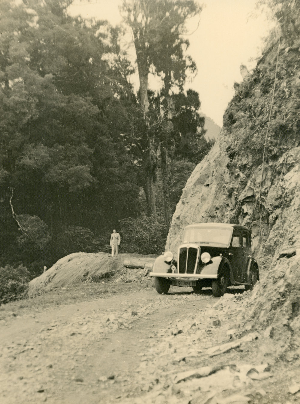 Car on Road to Waikaremoana