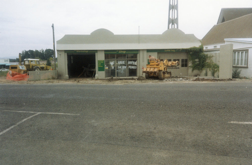Removal of BP Petrol Pumps, Te Mata Road