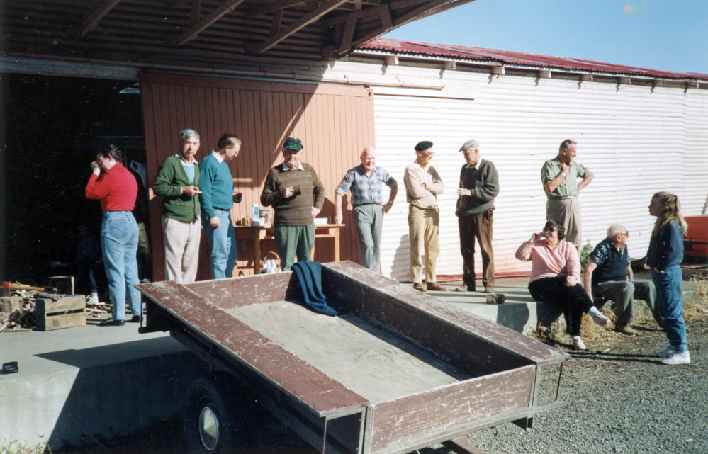 Pakeke Lions Club Kindling Project