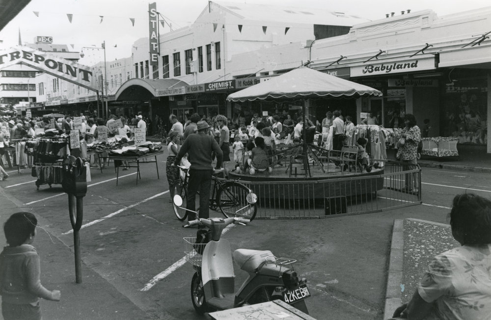 Market Day, Heretaunga Street
