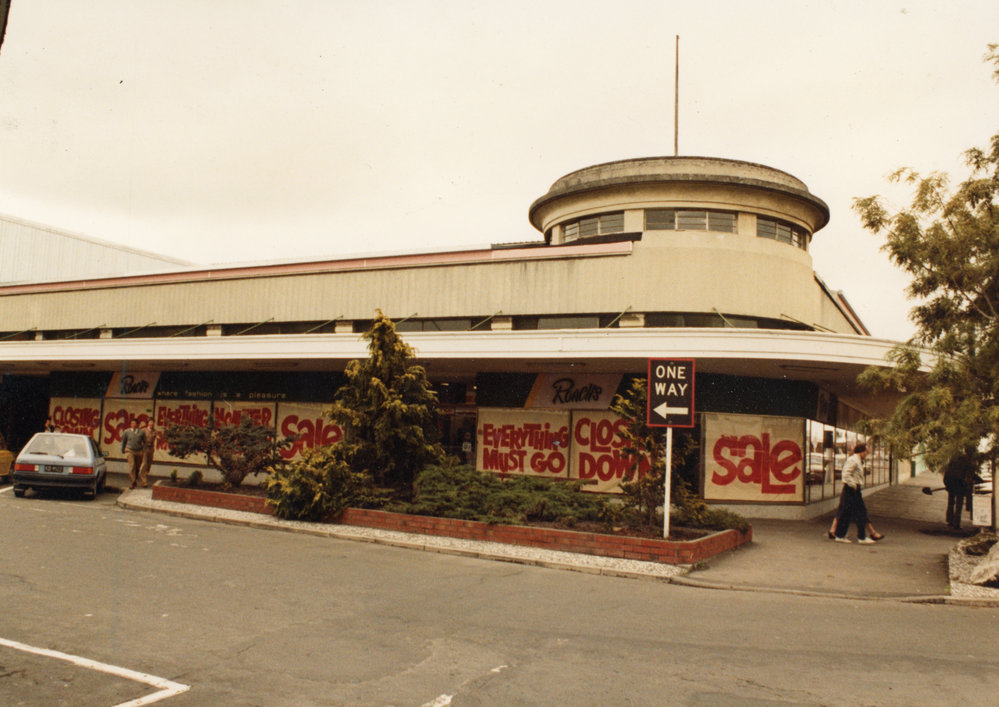 Roachs Building Prior to Store Closure