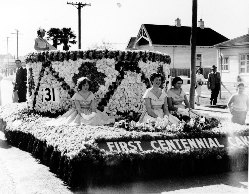 First Centennial  Cake Float - Hastings Blossom Festival 1959