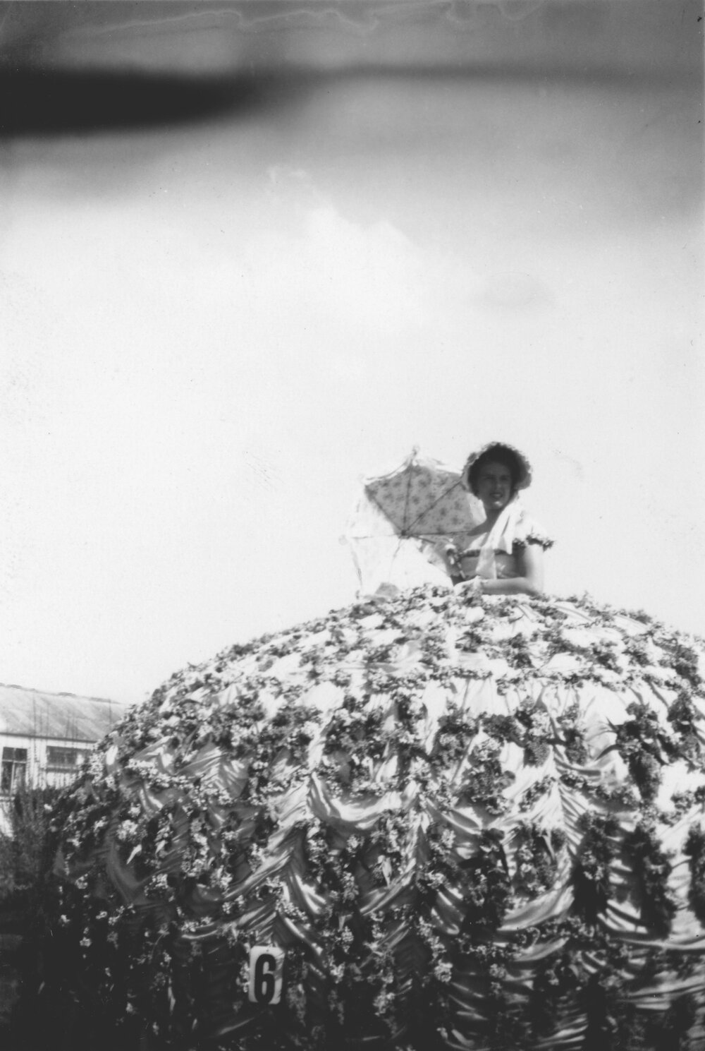 Lambert's Orchard Float - Hastings Blossom Festival 1952