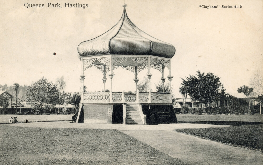 Queens Park Rotunda, Hastings