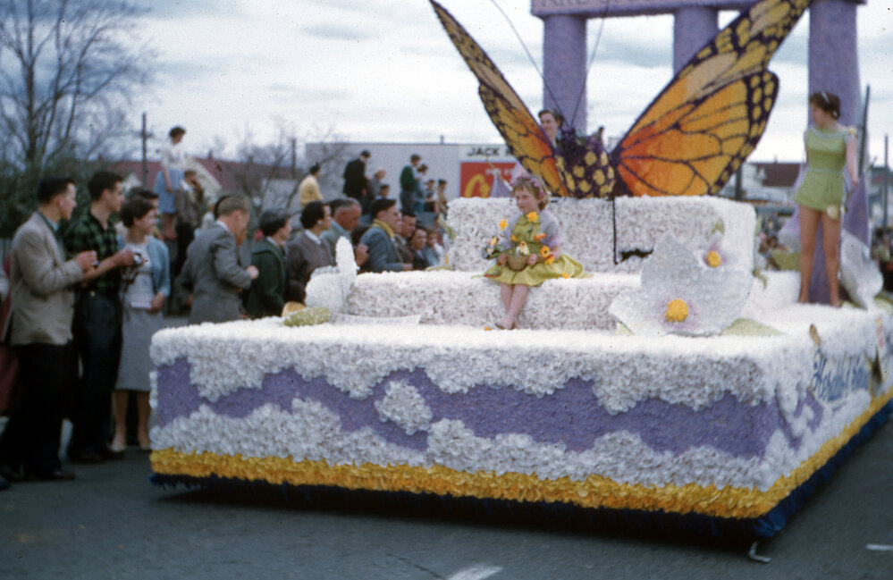 Heralds of Spring Float - Blossom Festival Parade 1958