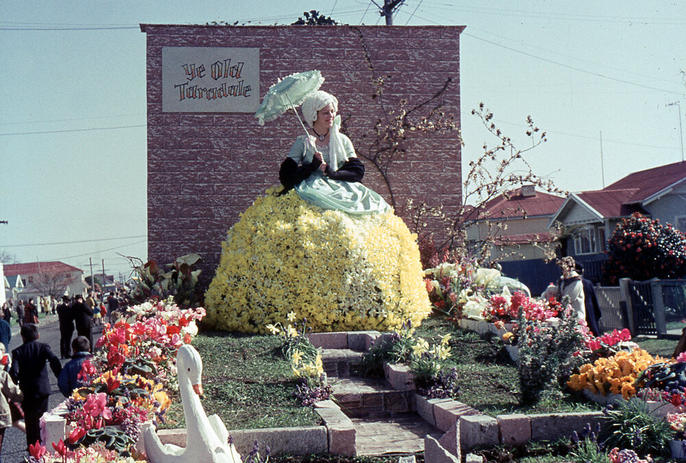 Ye Old Taradale - Blossom Festival Parade 1964