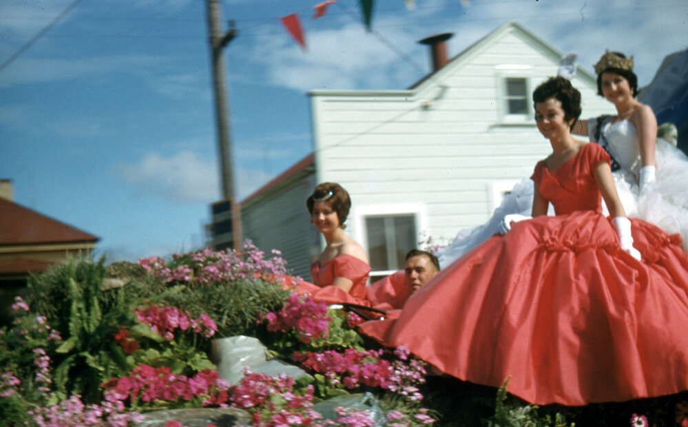 Blossom Queen Float - Blossom Festival 1961