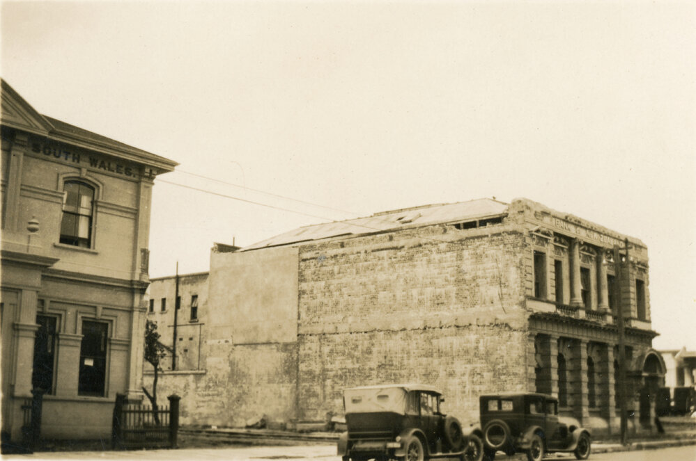Griffiths Shoe Shop 1931