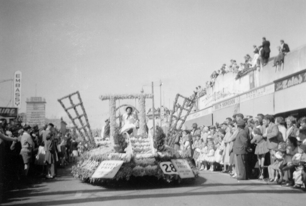 Pernel Orchard Float - Hastings Blossom Festival Parade 1959