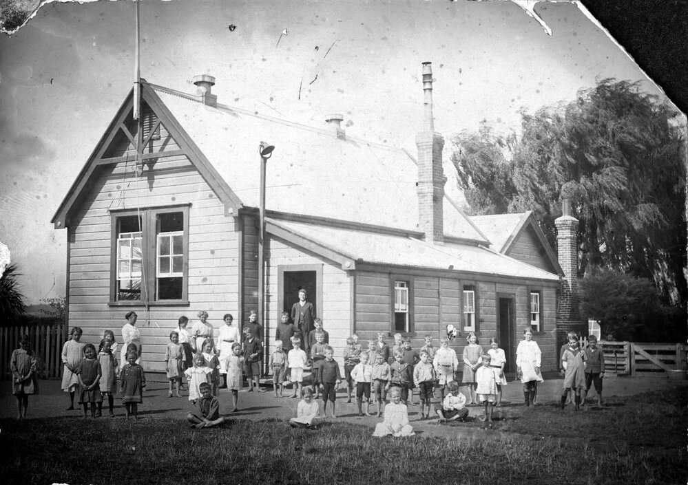 Pukahu School Photograph