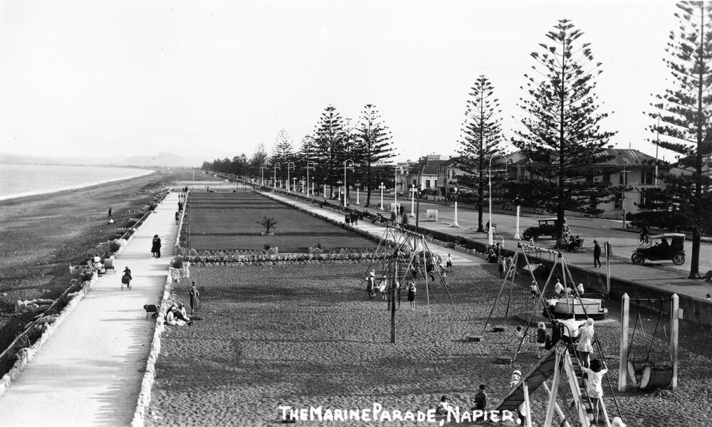 The Marine Parade, Napier