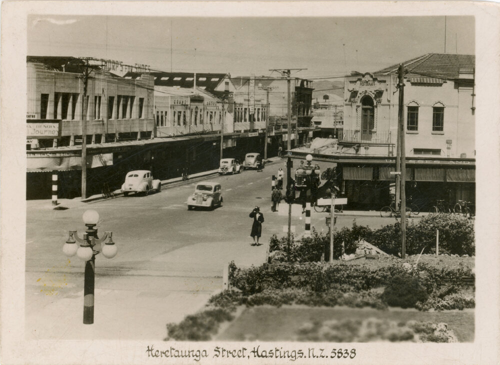 Heretaunga Street Looking East