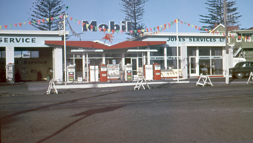 Mobil Service Station