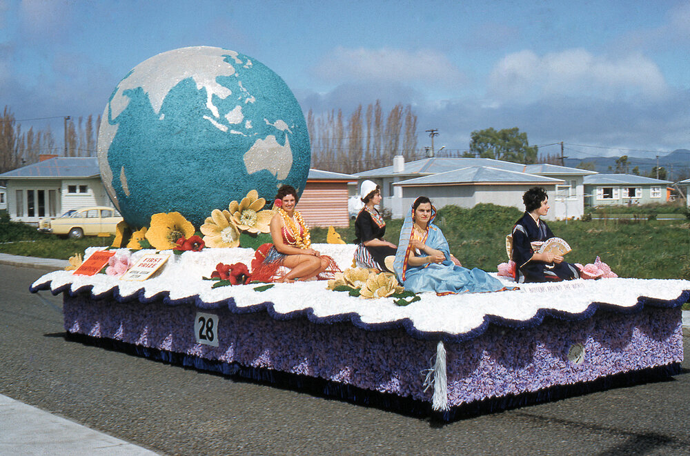 Blossoms Around the World Float 1961