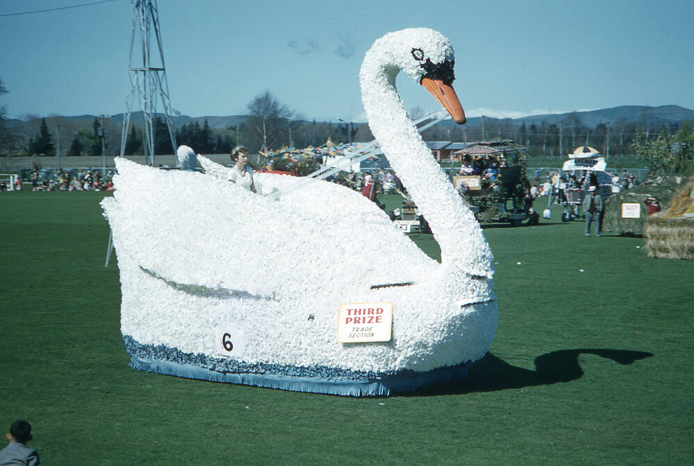 Ross, Dysart and McLean Float 1959