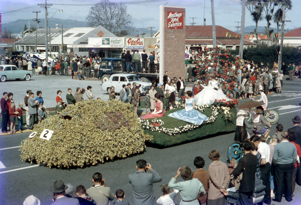 Blossom Queen Float 1964