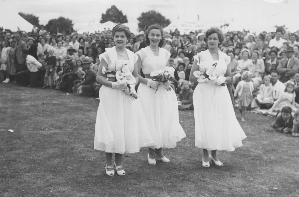 Commerce Carnival Queen Maids of Honour 1952