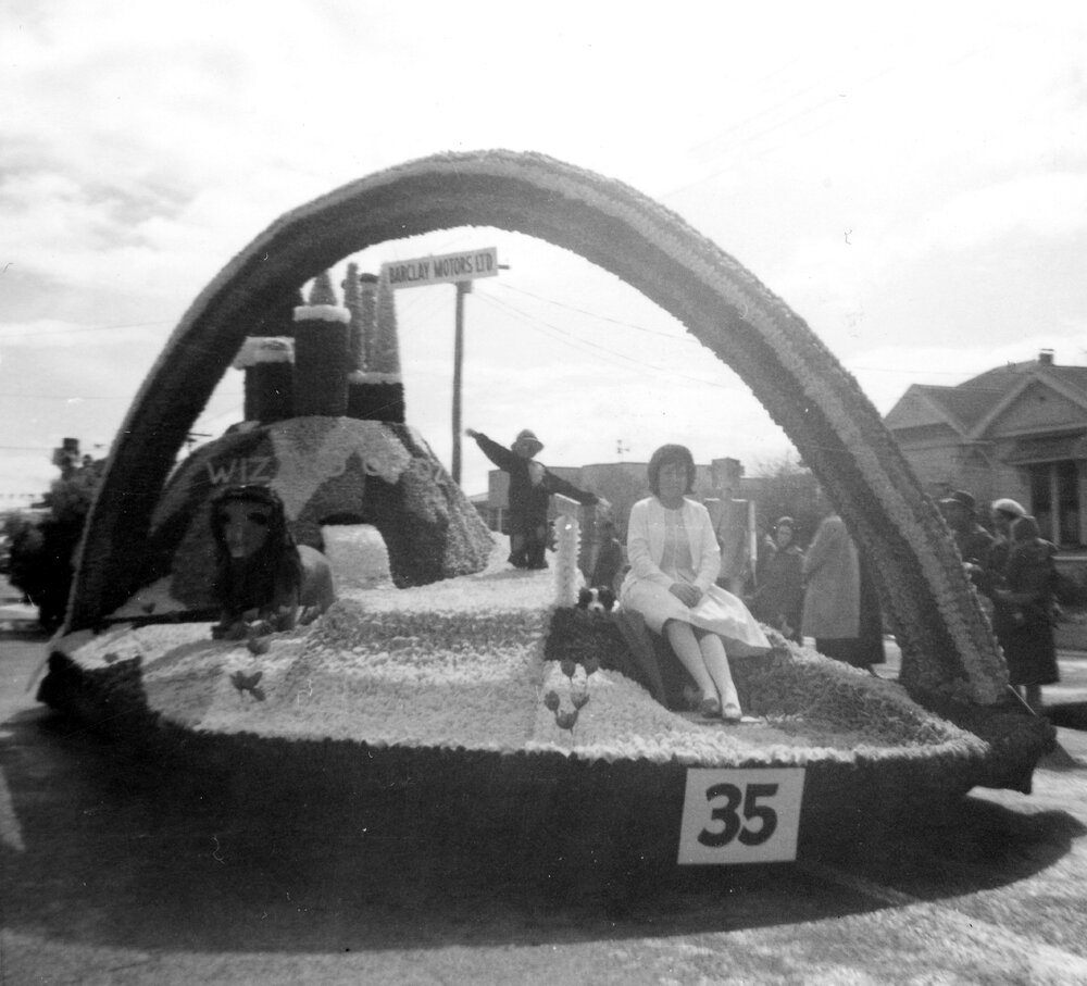 Barclay Motors Float 1965