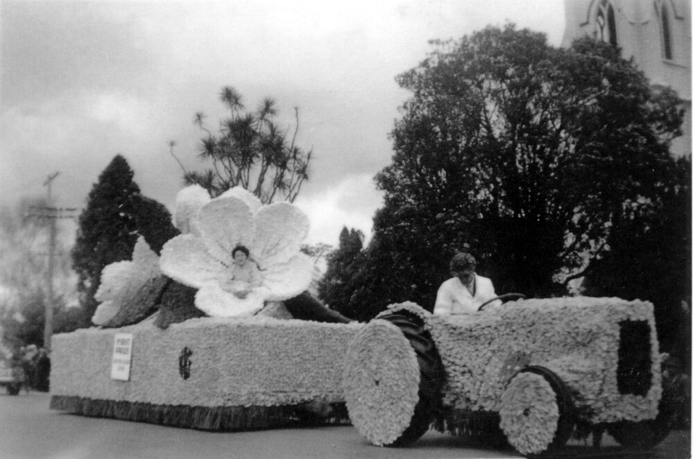 Hawkes Bay Farmers Float 1954