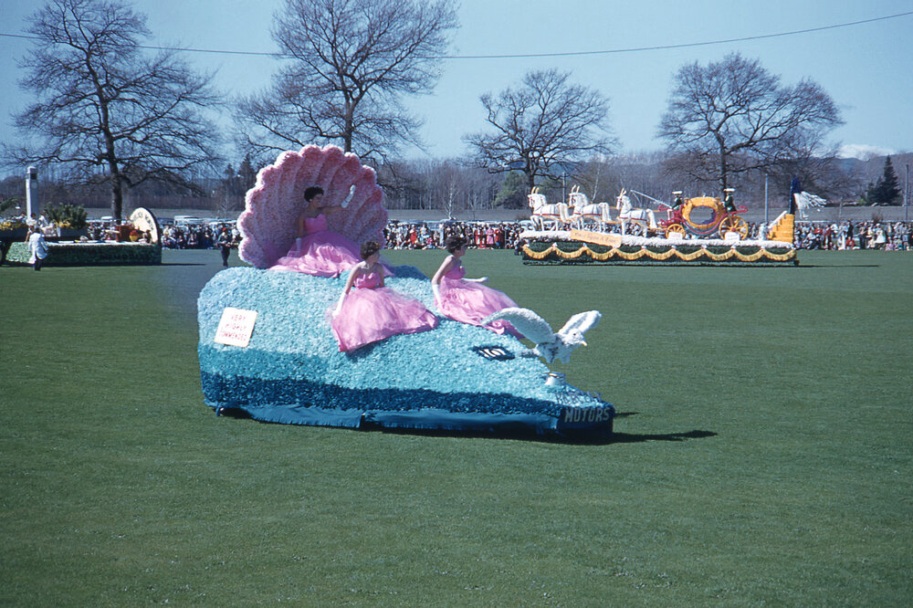 Barclay Motors Float 1959