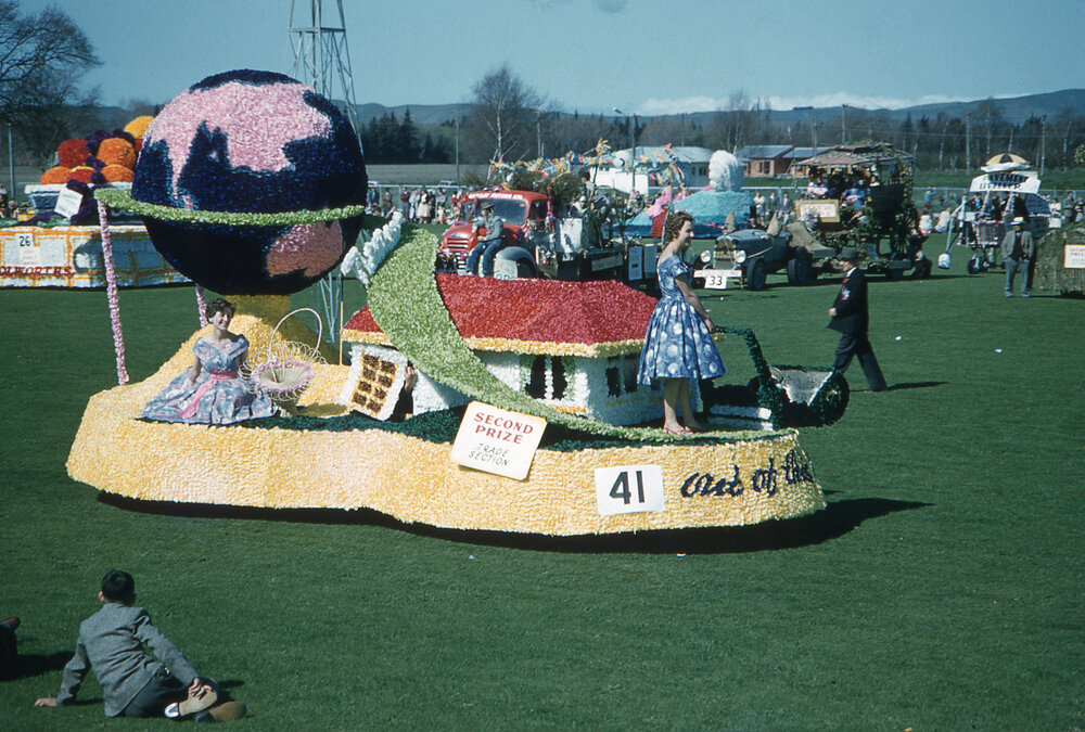 Morrison Motor Mowers Float 1959