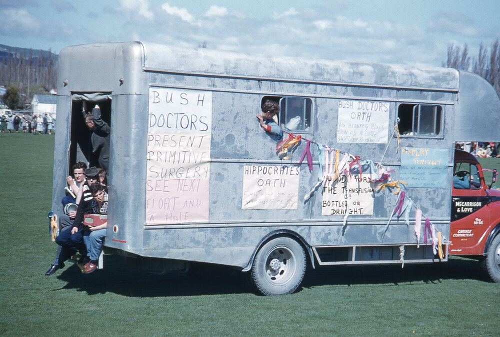 Gordon &amp; Gotch Truck 1959