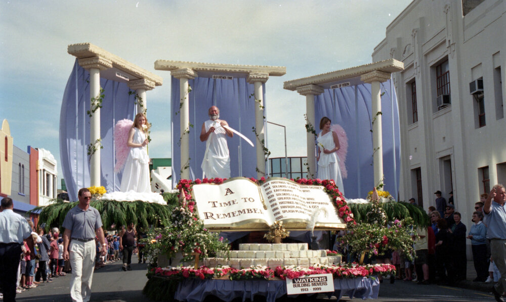 A Time to Remember Float 1999