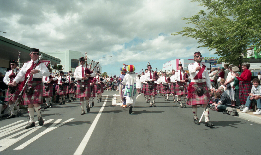 Pipe Band and Clowns 1996