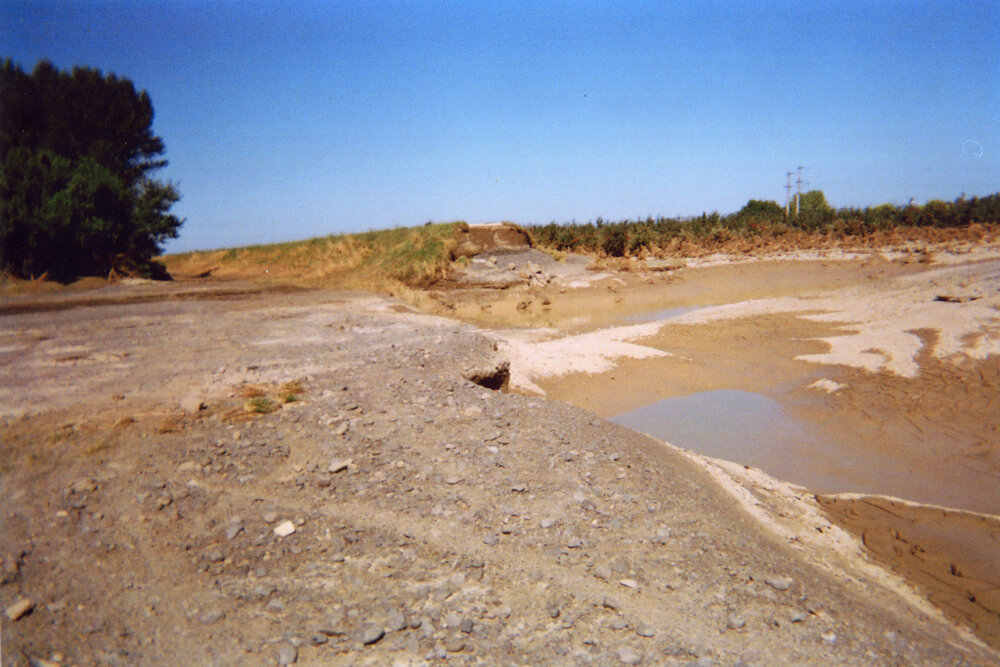 Stopbank on Ngaruroro River
