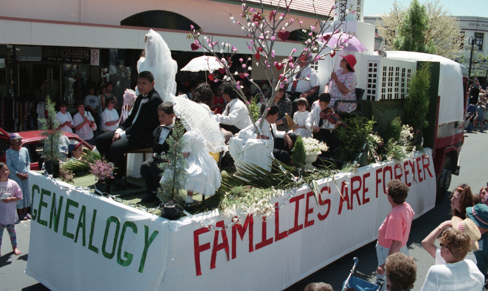 Families Are Forever Float 1994