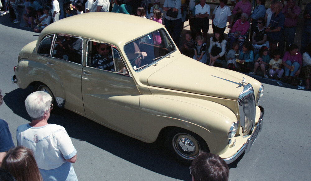 1950s Daimler in Blossom Parade 1994