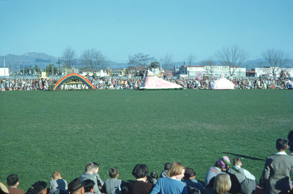 Prize Winning Floats 1951