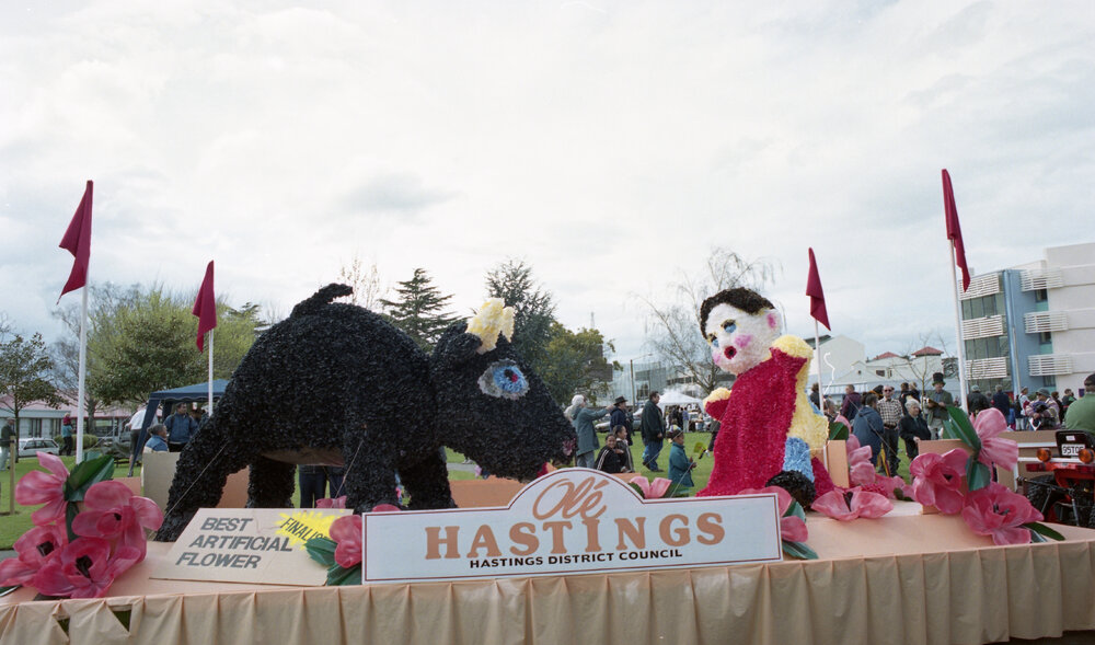 Ole Hastings Float 1995