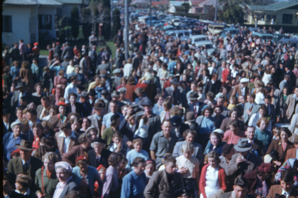 Crowd at Windsor Park 1952