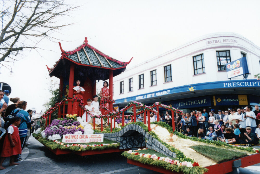 Hastings Guilin Float 1998