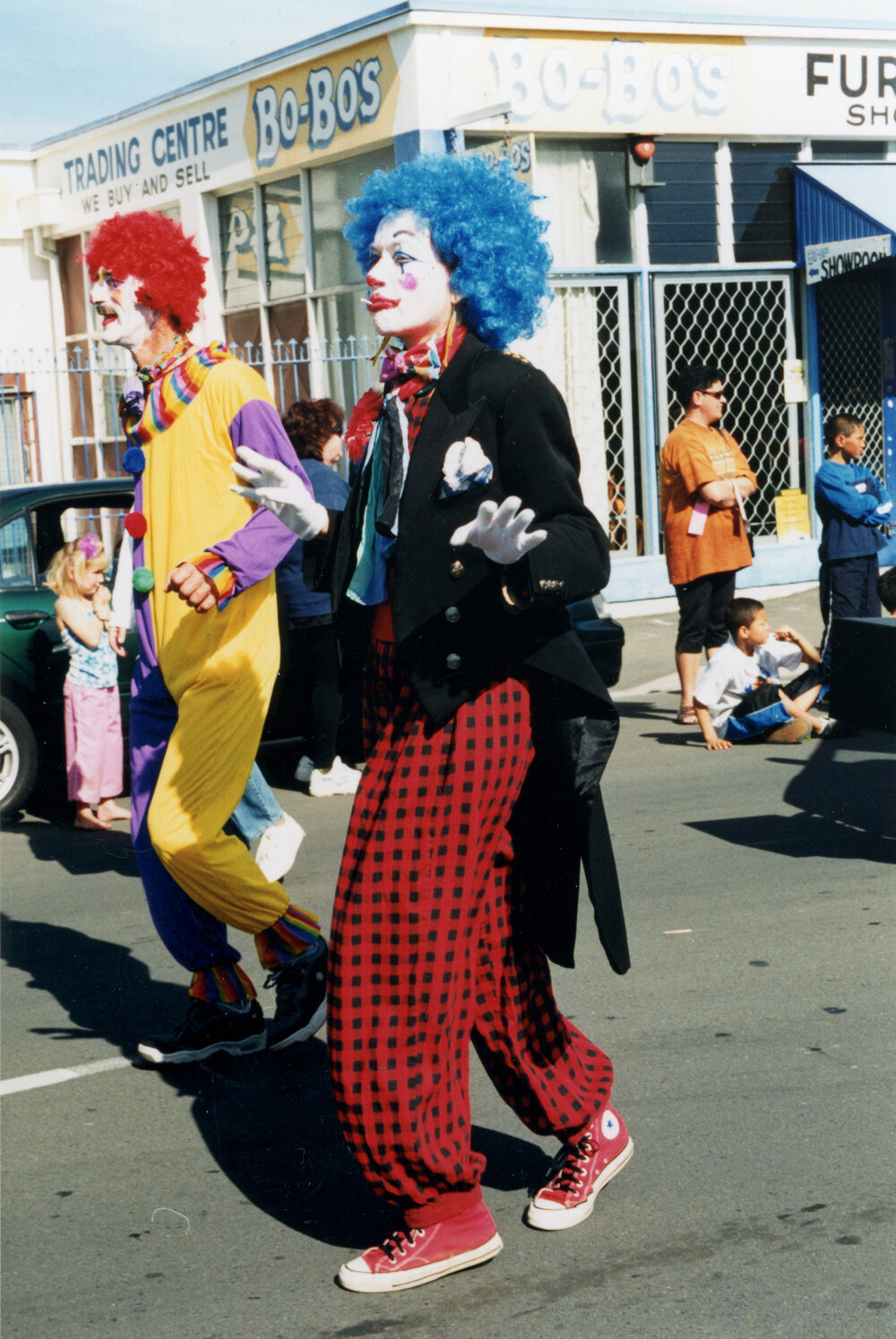 Clowns in Parade 2002