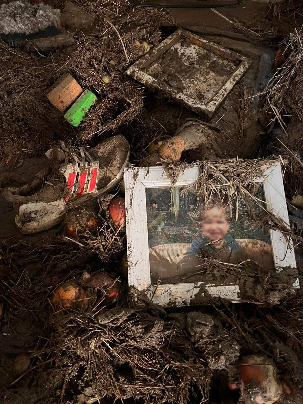 Personal Items in Silt