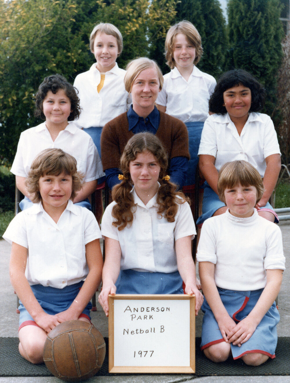 Anderson Park School Netball B 1977