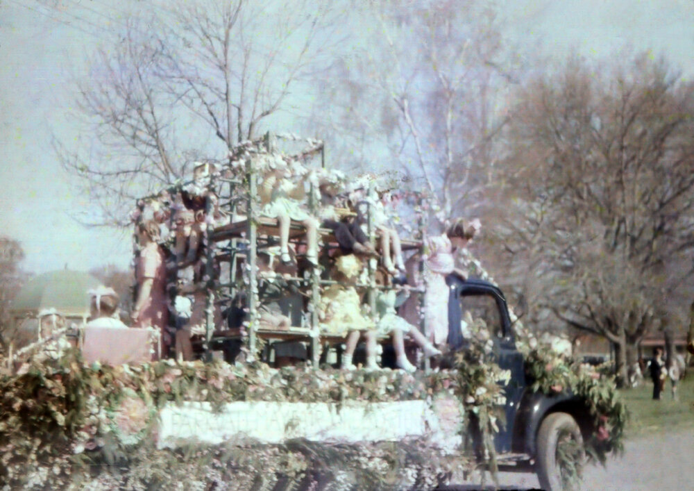 Parkvale Mayfair Kindergarten Float 1951