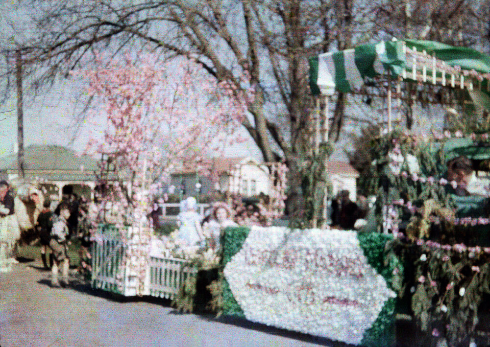 Unidentified Float 1951