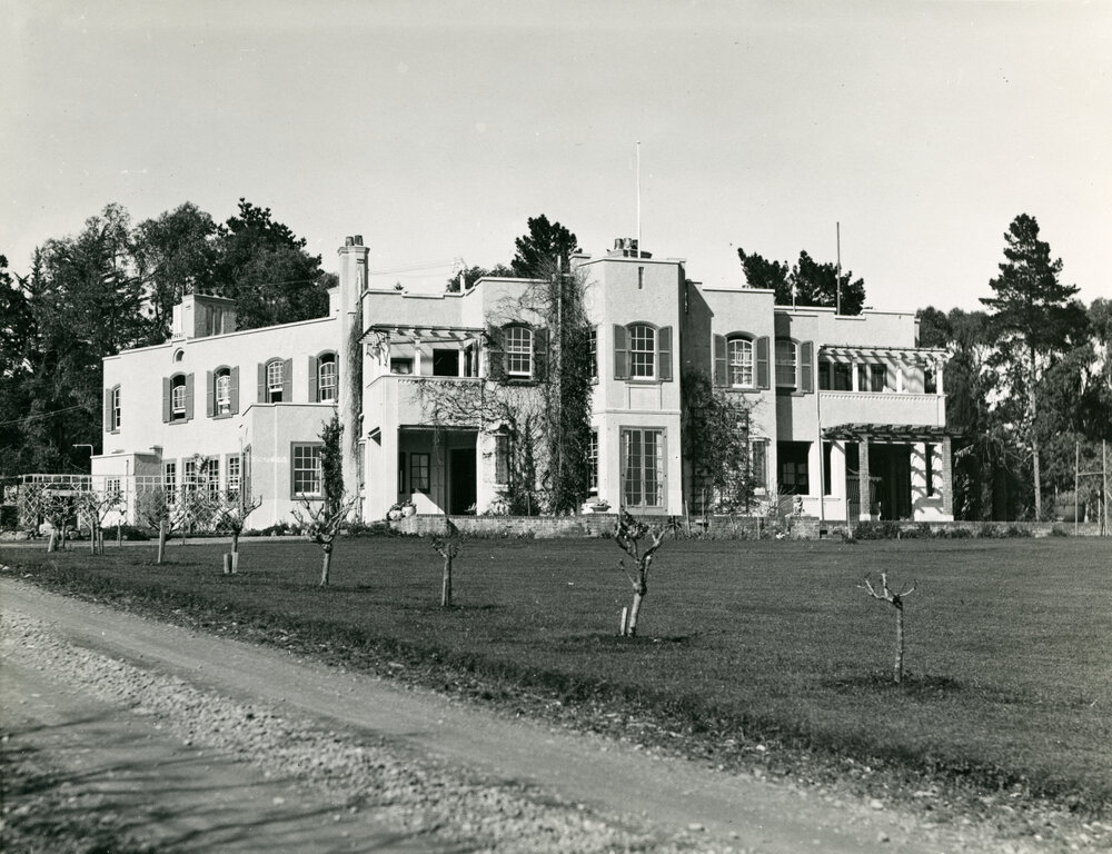 Tauroa, Chambers Residence