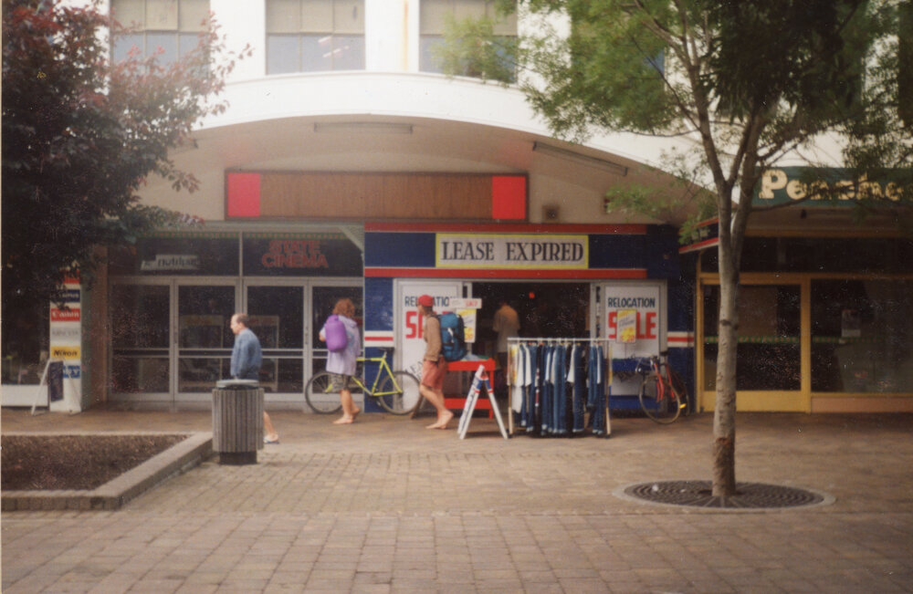 Bobs Jeans at State Theatre