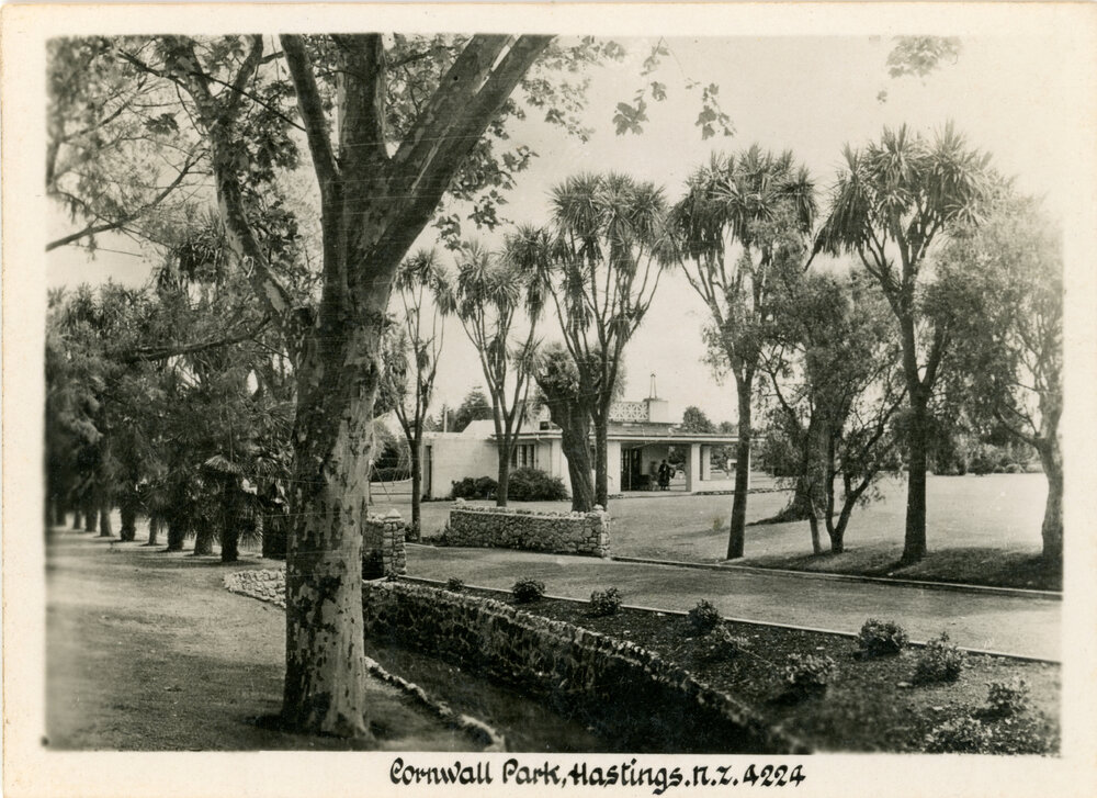 Tourist Photos Cornwall Park
